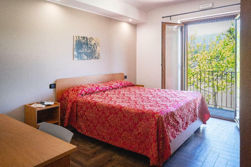 Il Giardino Country Holiday With Pool Taormina Bagian luar foto